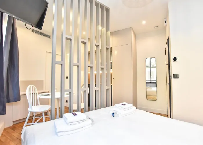 Cmg Residence Opera Paris